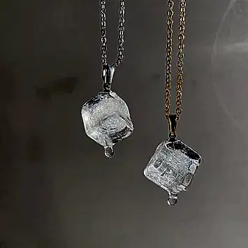 Ice Baby Buz Küp Kolye